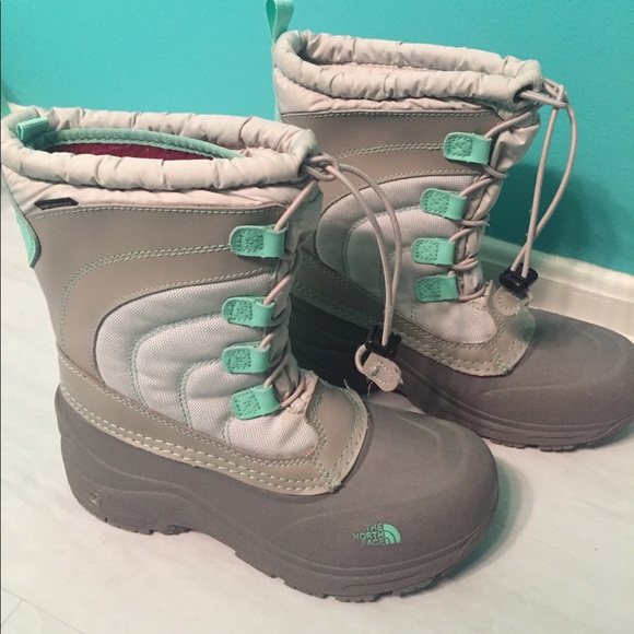 The North Face Shoes North Face Girls Winter Boots Size 4 Poshmark